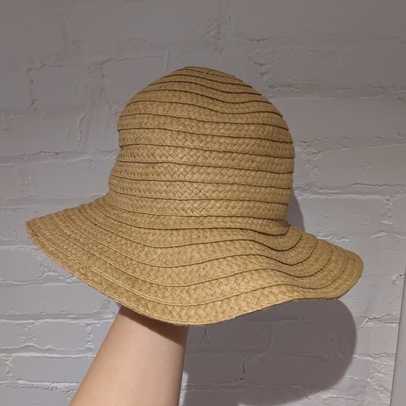 3/$30 RVCA straw hat - Picture 2 of 3